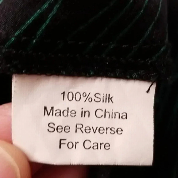 {Parker} Peacock Feathers Print 100% Silk Blouse - Picture 12 of 12